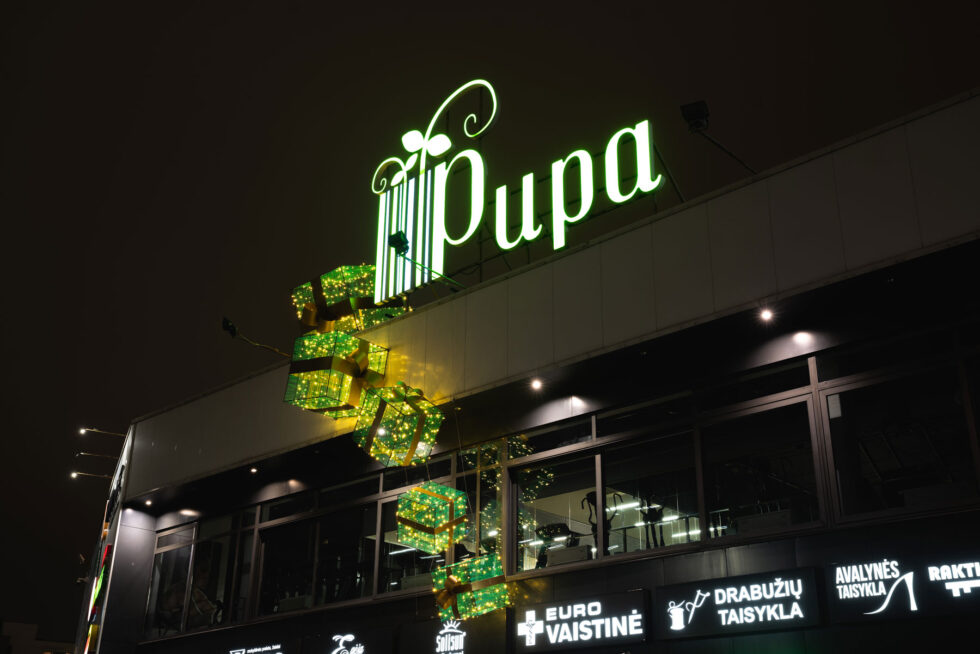 KALĖDINĖ PUPA